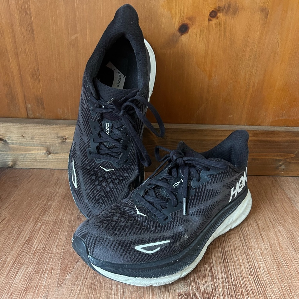 HOKA Clifton 9